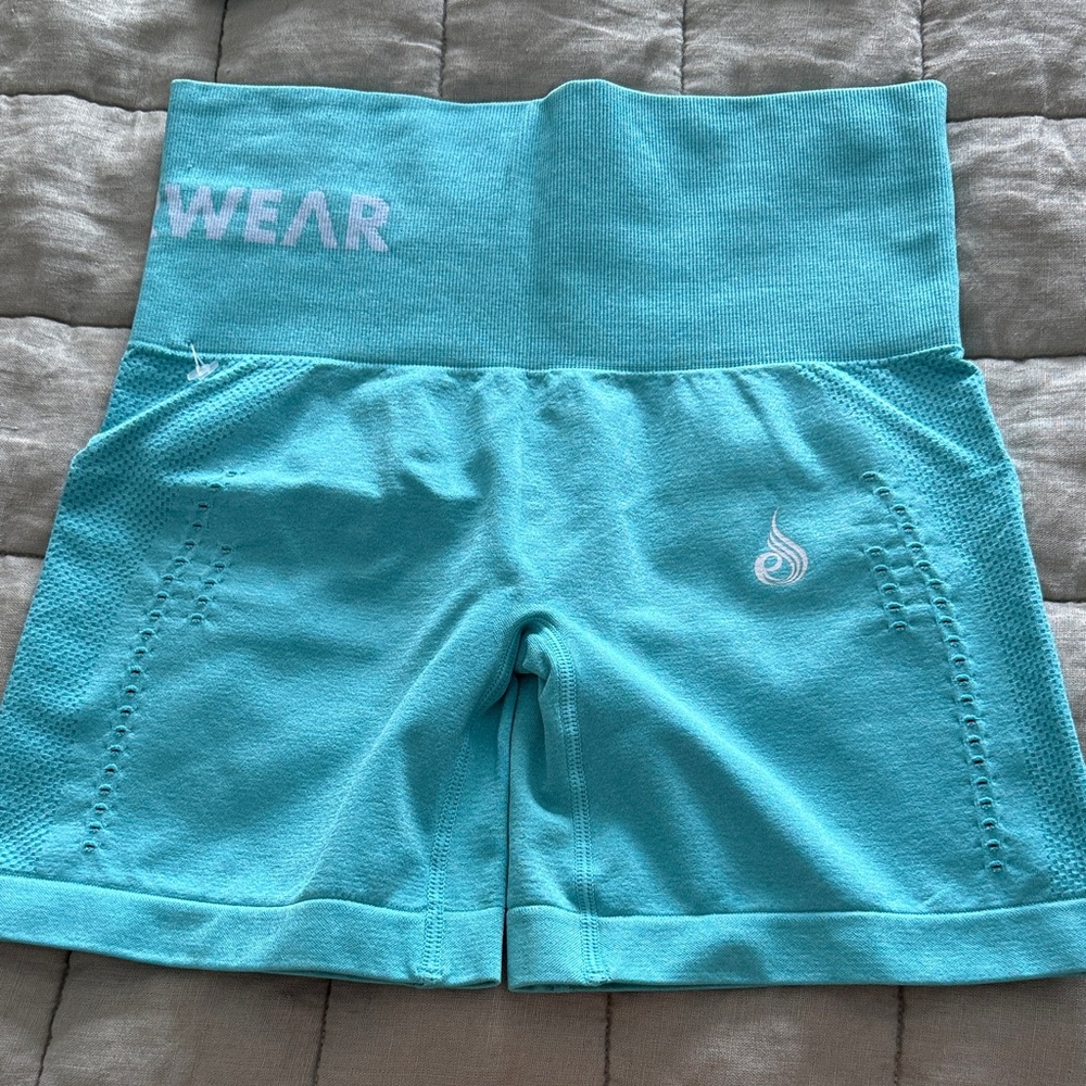 Ryderwear Aqua Seamless Workout Set Size Small | Sports Bra + Shorts NWOT - Picture 2 of 6